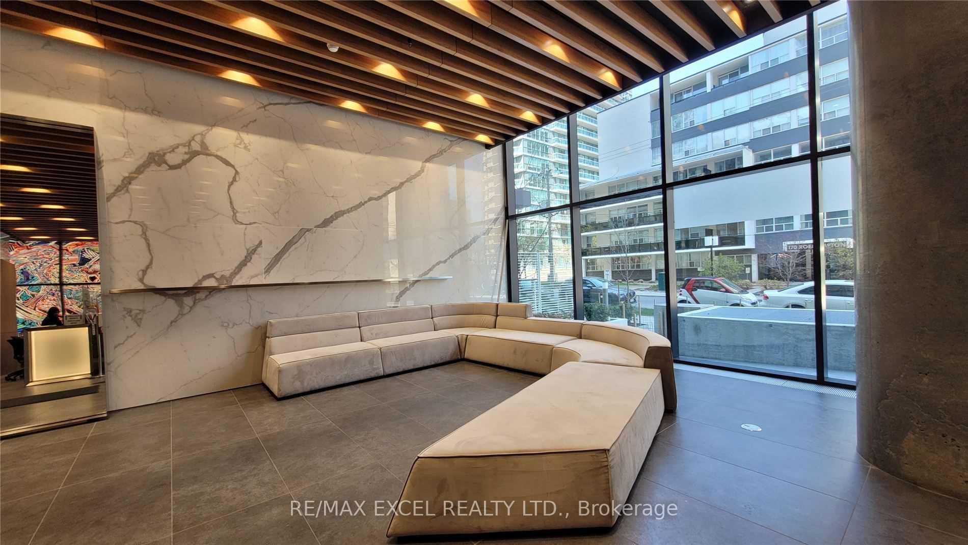 Photo 30 of Unit 3702, 161 Roehampton Avenue, Toronto, Mount Pleasant West — HOMEH