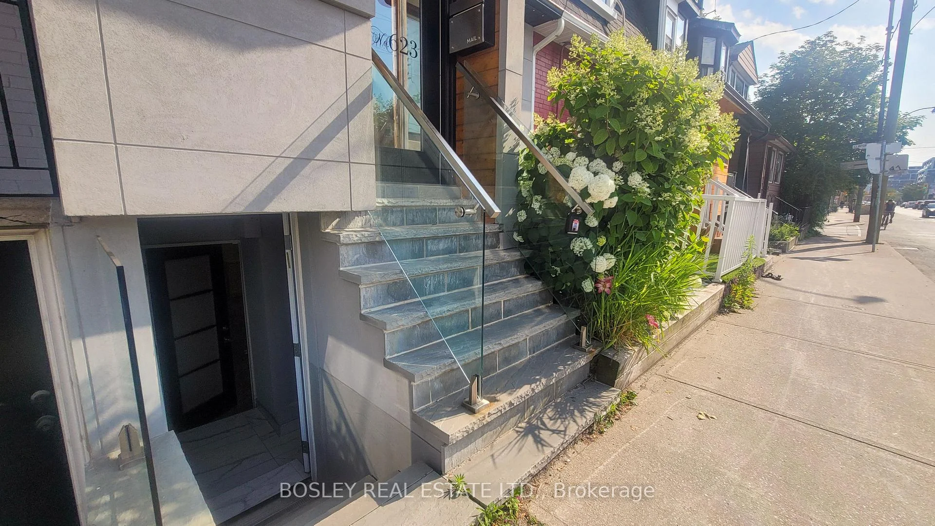 Photo 9 of Unit Lower Level, 623 Dupont Street, Toronto, The Annex — HOMEH