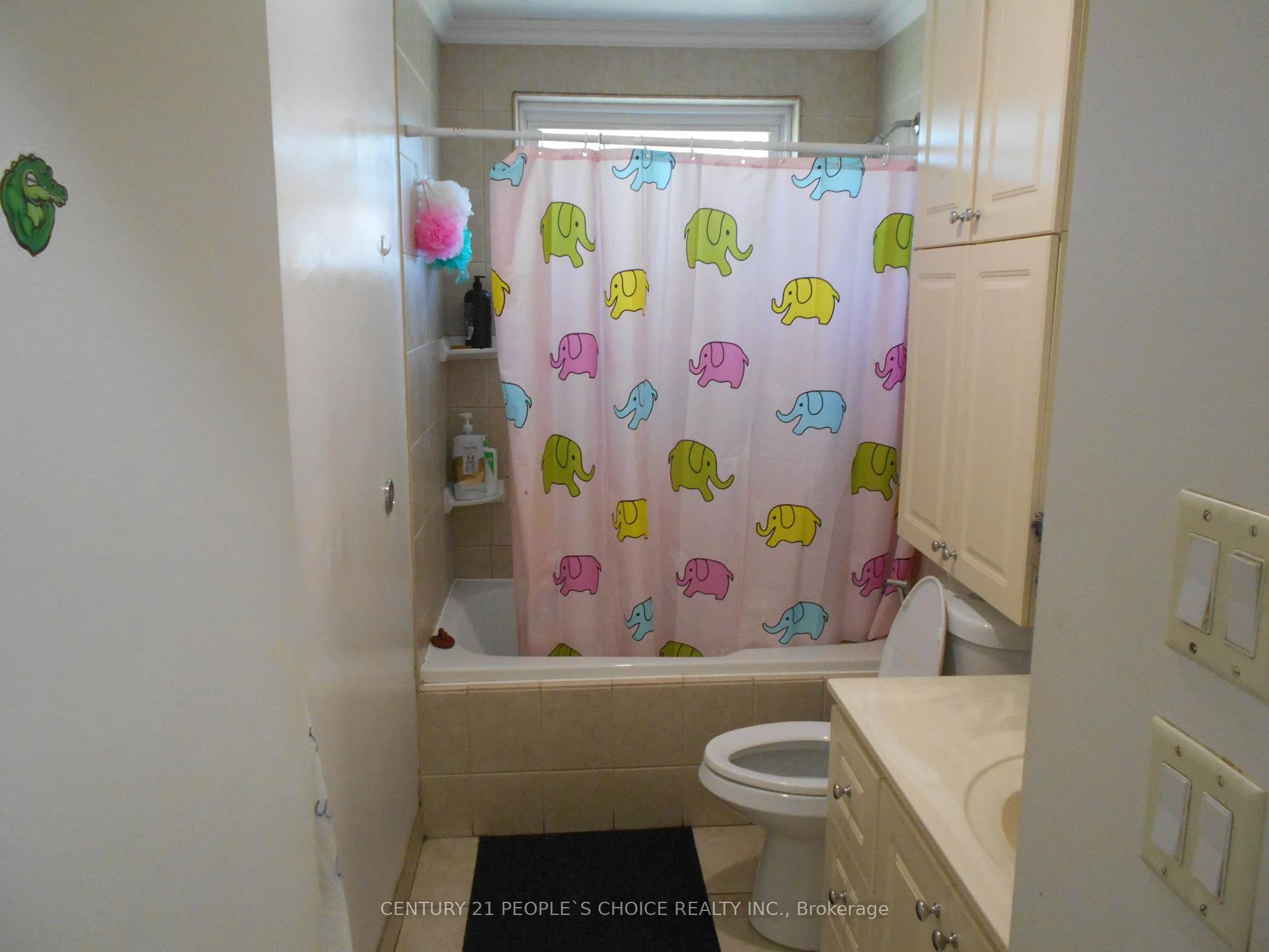 Photo 6 of 13 Brookdale Crescent, Brampton, Avondale — HOMEH