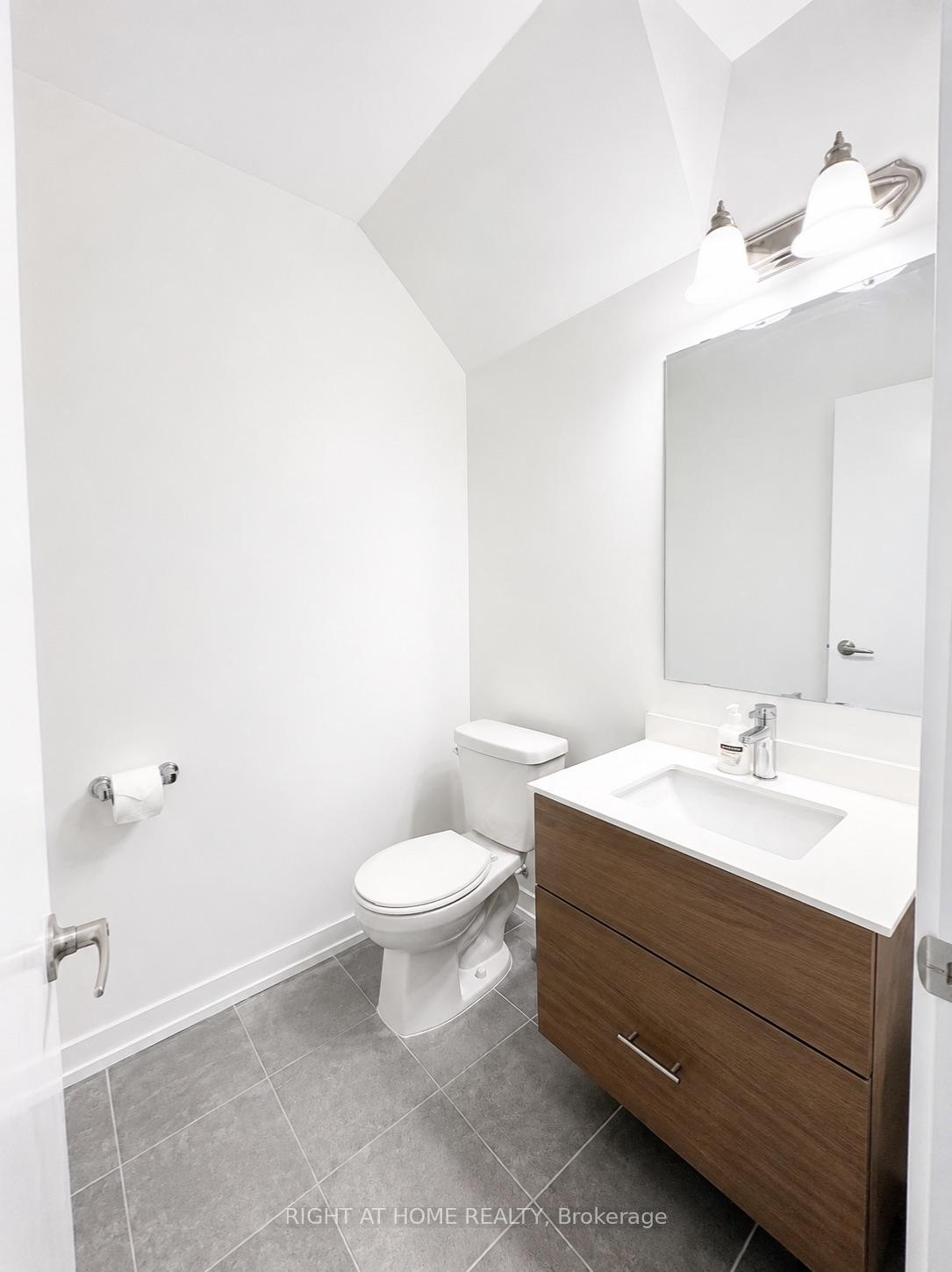 Photo 5 of Unit 9, 51 Florence Street, Toronto, Little Portugal — HOMEH