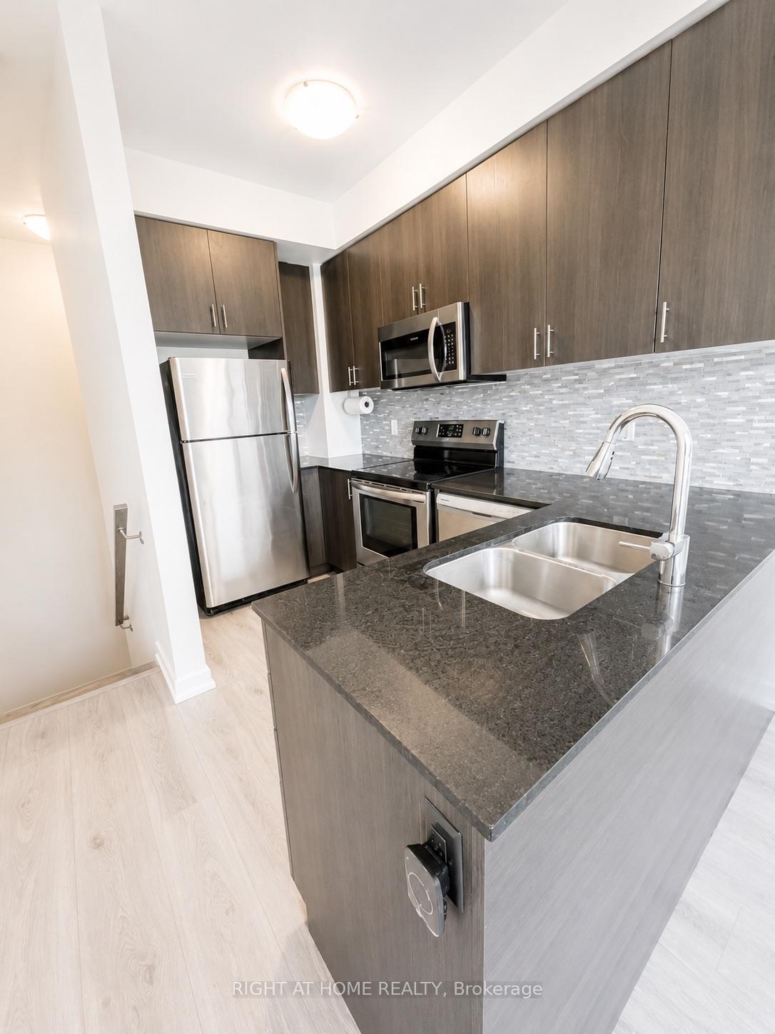 Photo 7 of Unit 9, 51 Florence Street, Toronto, Little Portugal — HOMEH
