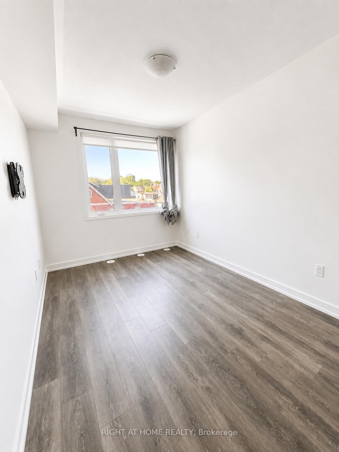 Photo 11 of Unit 9, 51 Florence Street, Toronto, Little Portugal — HOMEH