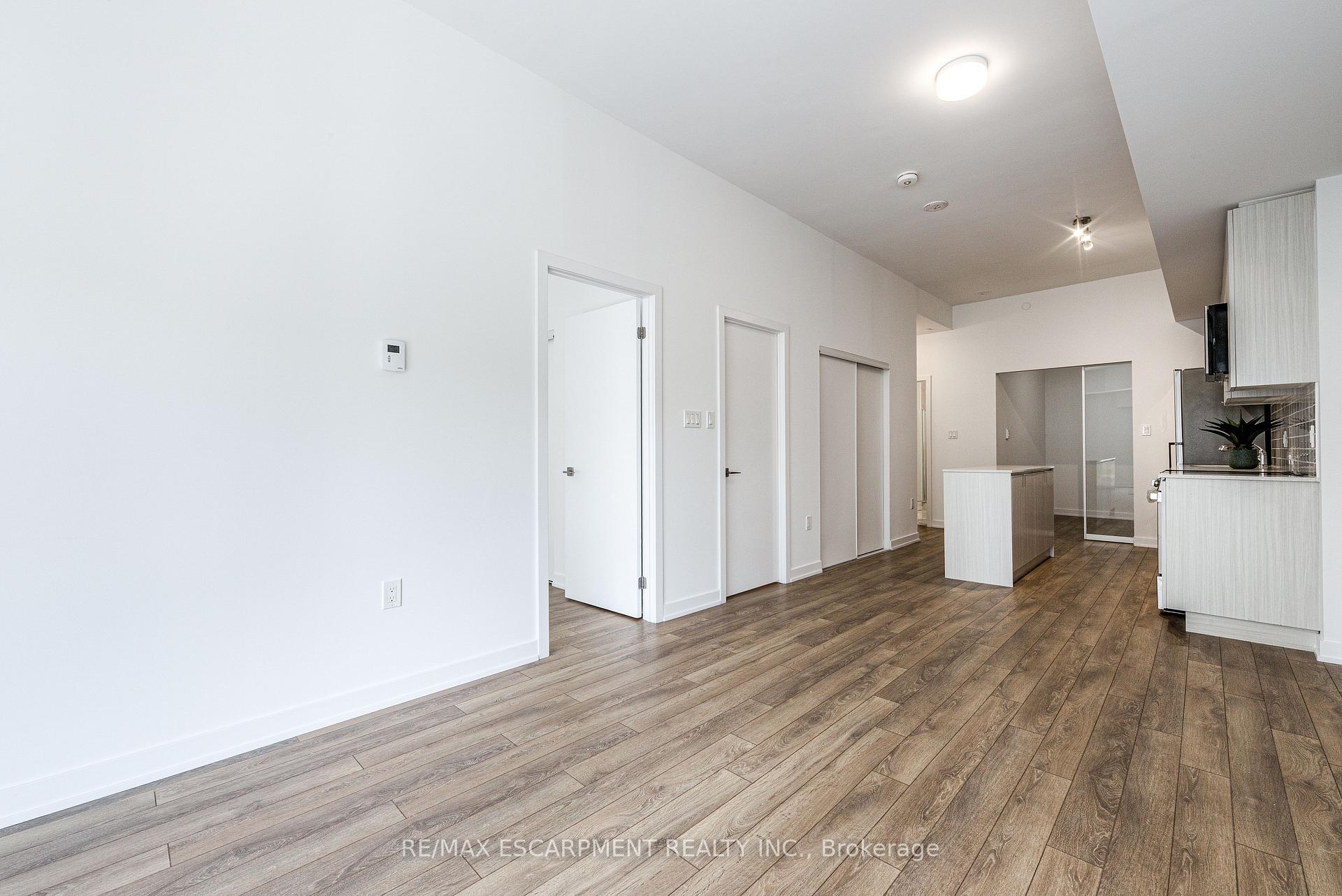 Photo 16 of Unit 112, 2433 Dufferin Street, North York, Briar Hill-Belgravia — HOMEH