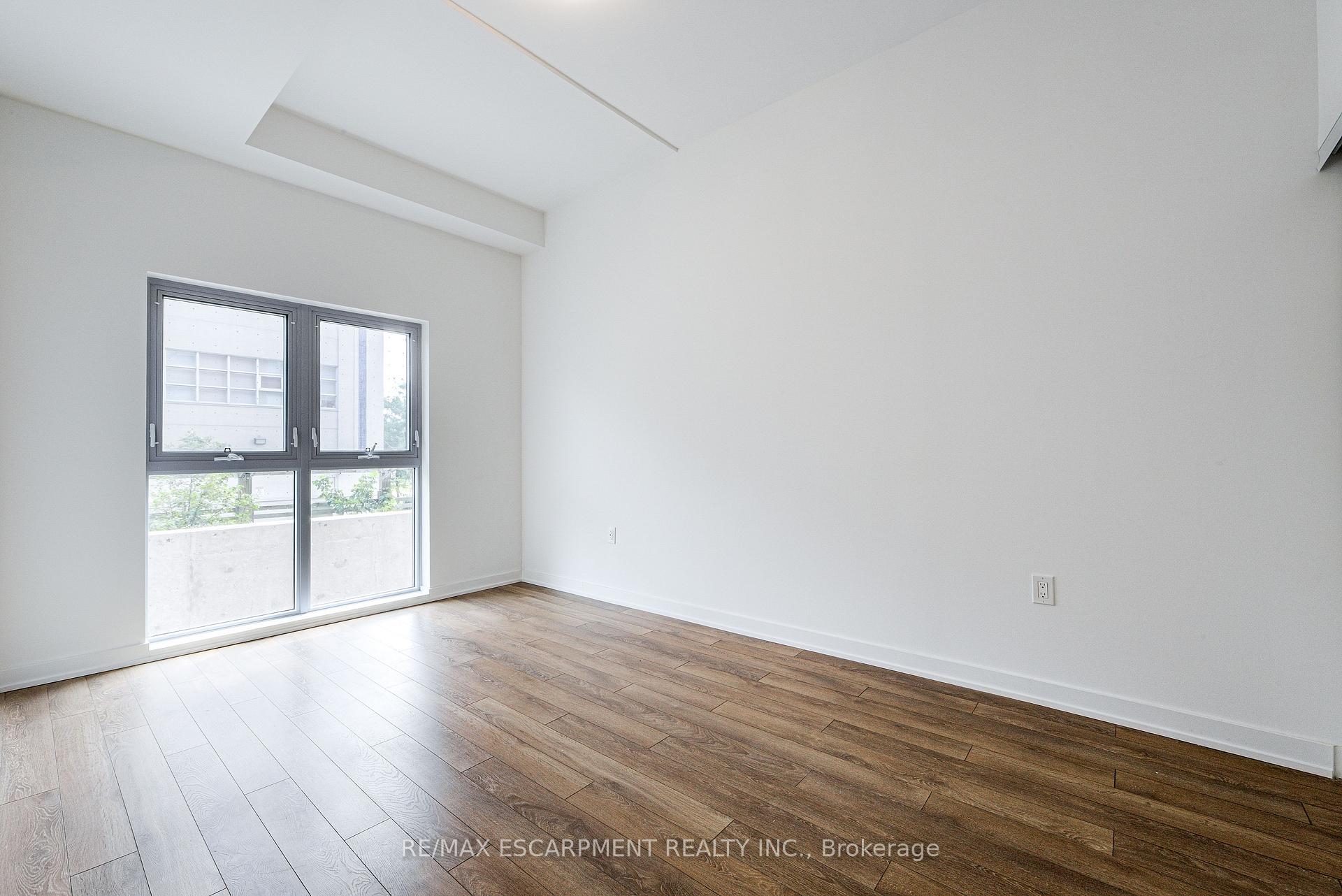 Photo 17 of Unit 112, 2433 Dufferin Street, North York, Briar Hill-Belgravia — HOMEH