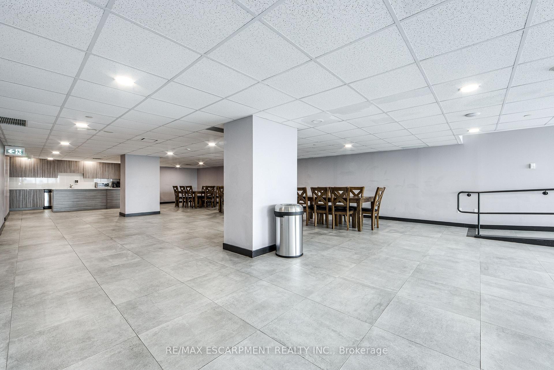 Photo 24 of Unit 112, 2433 Dufferin Street, North York, Briar Hill-Belgravia — HOMEH