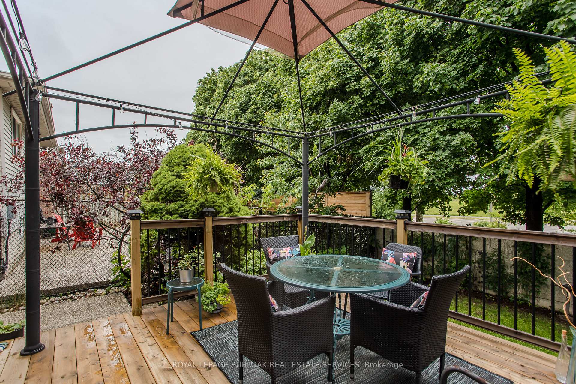Photo 6 of 12 Branthaven Drive, Hamilton, Stoney Creek Mountain — HOMEH