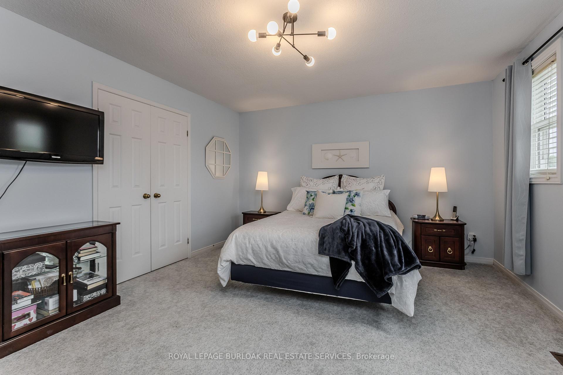 Photo 22 of 12 Branthaven Drive, Hamilton, Stoney Creek Mountain — HOMEH