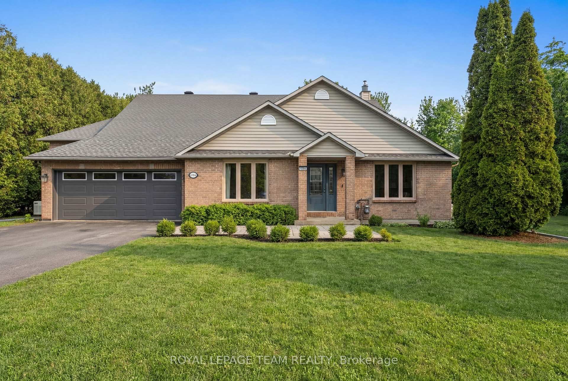 Photo 1 of 6584 Harvest Grove Drive, Ottawa, Greely — HOMEH