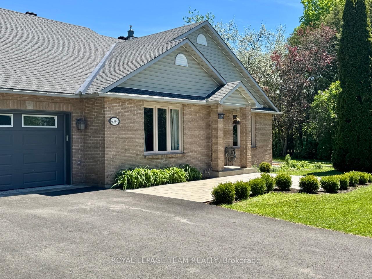 Photo 3 of 6584 Harvest Grove Drive, Ottawa, Greely — HOMEH