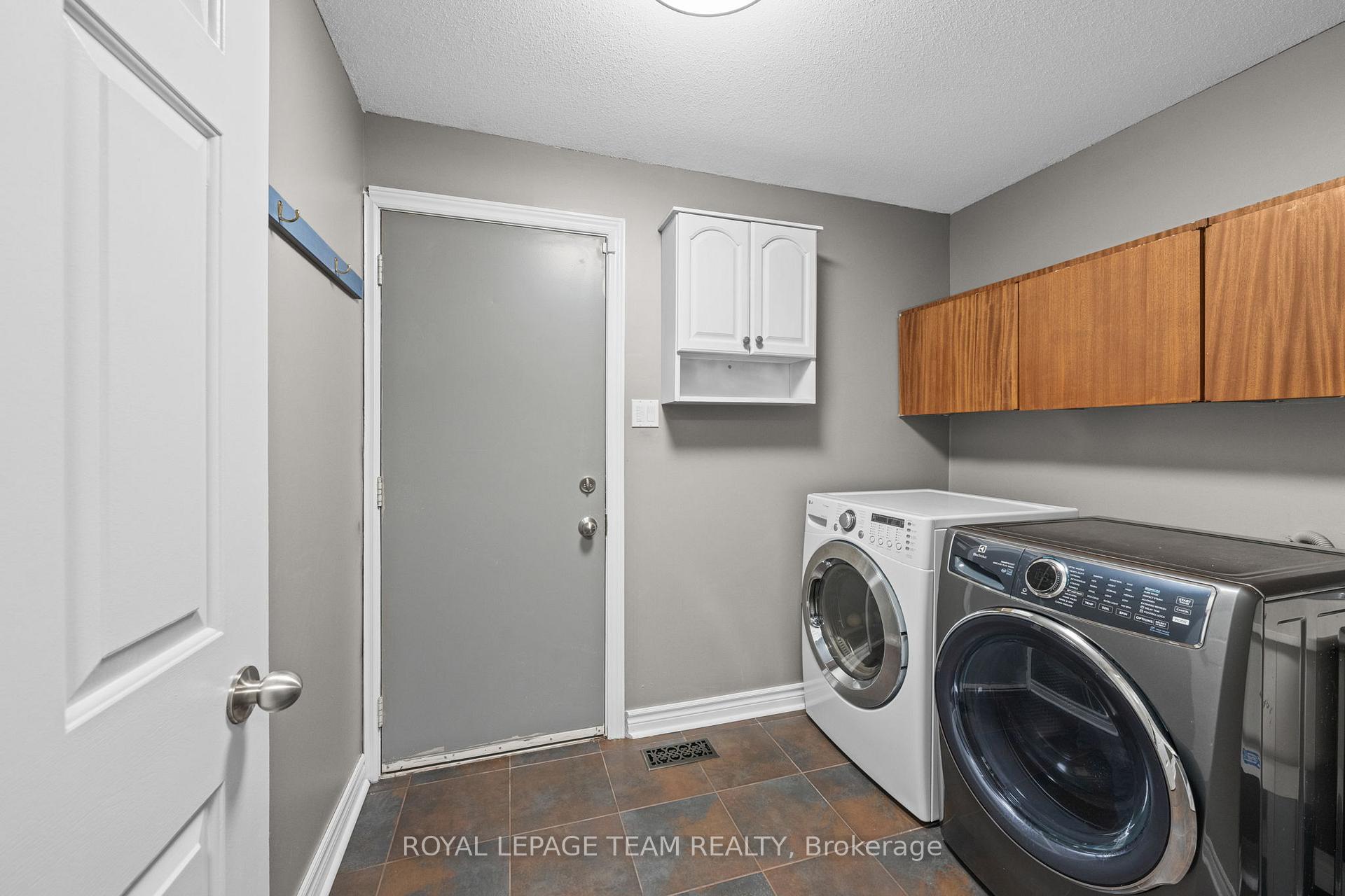 Photo 22 of 6584 Harvest Grove Drive, Ottawa, Greely — HOMEH