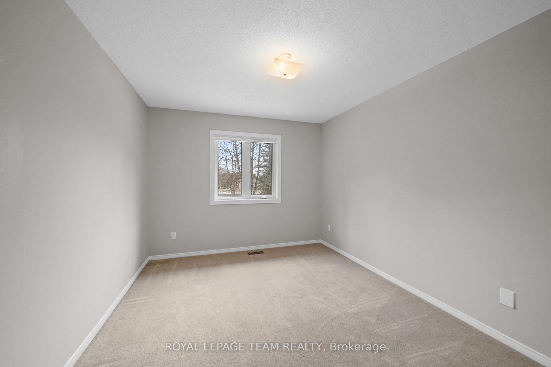 Photo 32 of 6584 Harvest Grove Drive, Ottawa, Greely — HOMEH