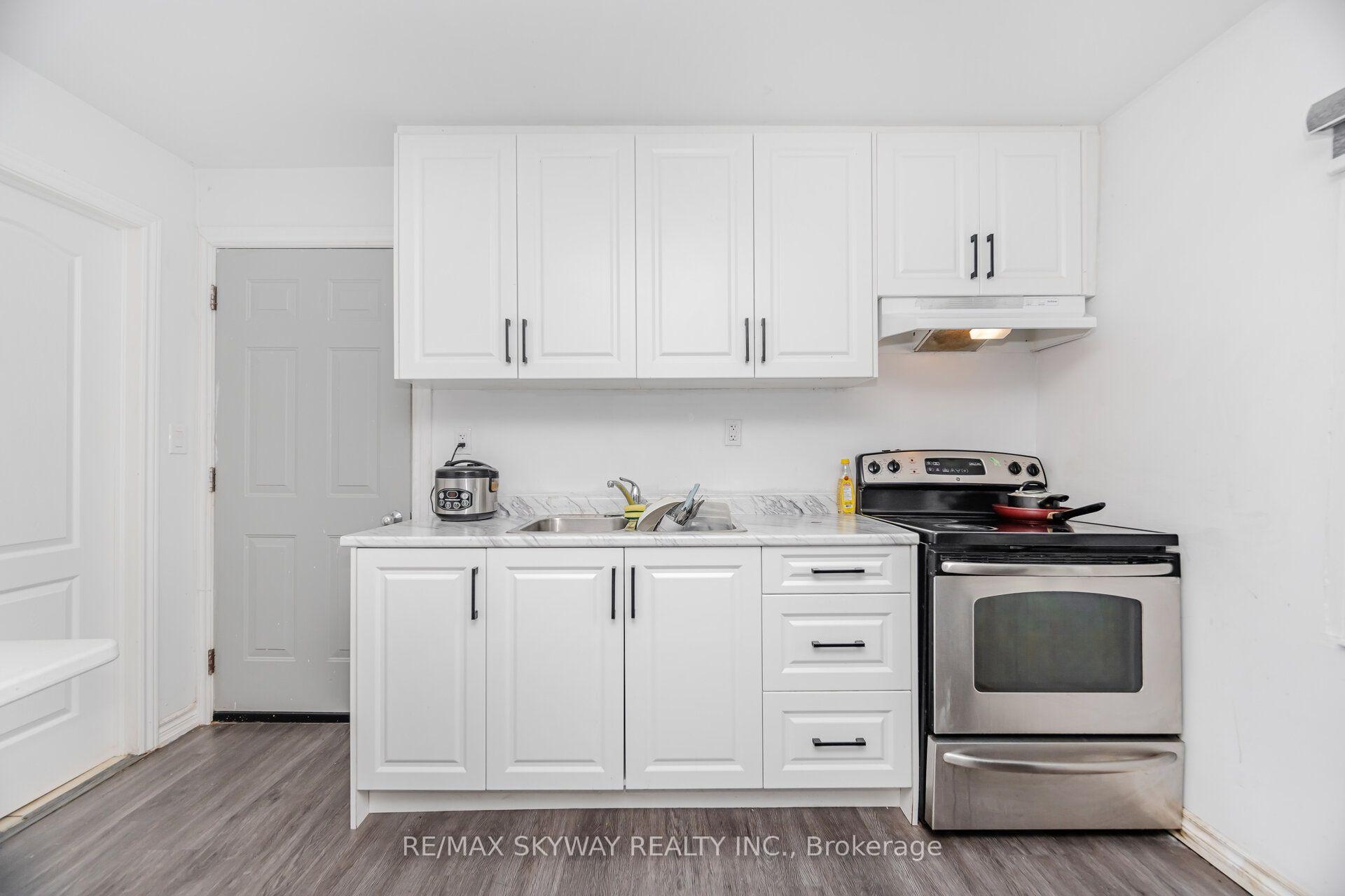Photo 20 of 4754 First Avenue, Niagara Falls, Cherrywood — HOMEH
