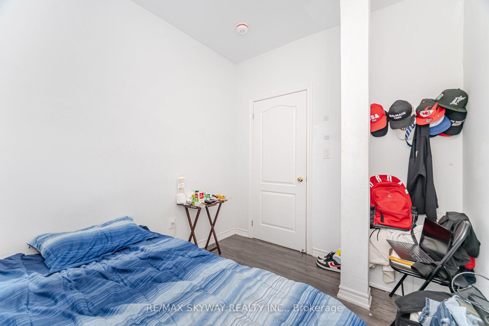 Photo 23 of 4754 First Avenue, Niagara Falls, Cherrywood — HOMEH