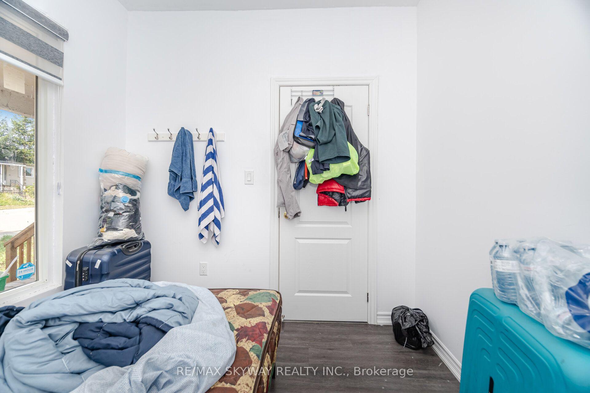 Photo 27 of 4754 First Avenue, Niagara Falls, Cherrywood — HOMEH