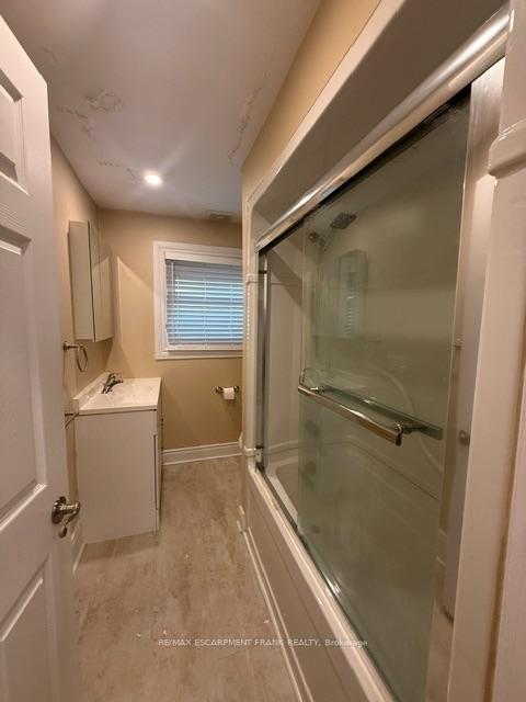 Photo 11 of Unit 2, 302 Jackson Street W, Hamilton, Kirkendall — HOMEH