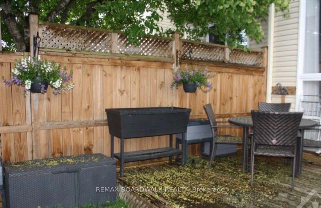 Photo 35 of 509 Lawler Crescent, Ottawa, Chatelaine Village — HOMEH