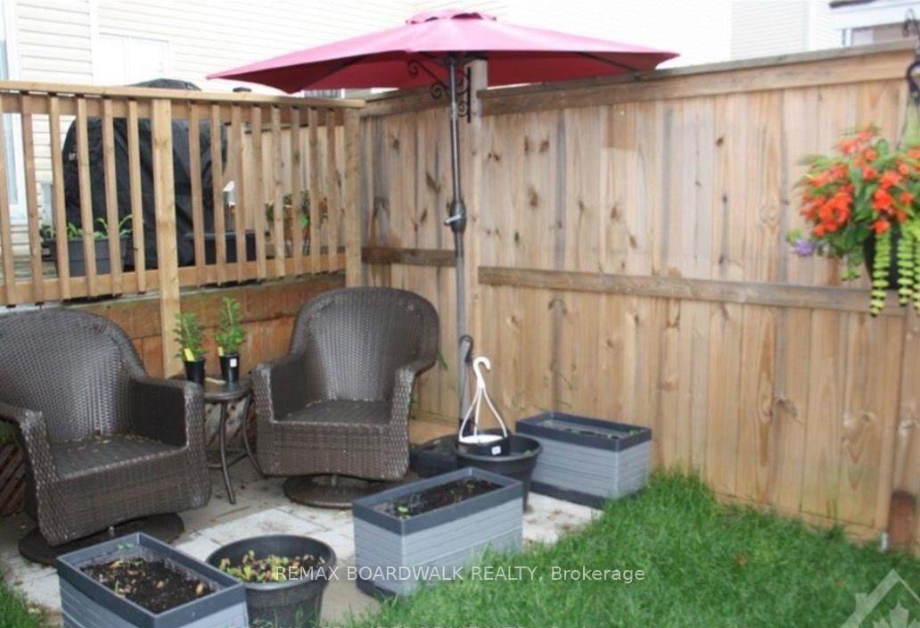 Photo 37 of 509 Lawler Crescent, Ottawa, Chatelaine Village — HOMEH