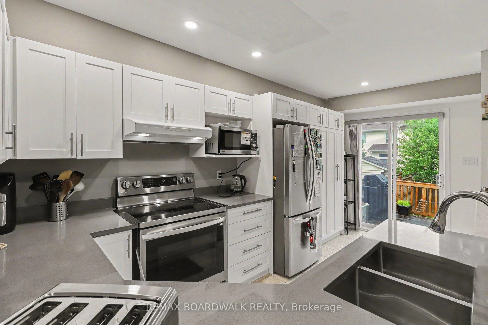Photo 10 of 509 Lawler Crescent, Ottawa, Chatelaine Village — HOMEH
