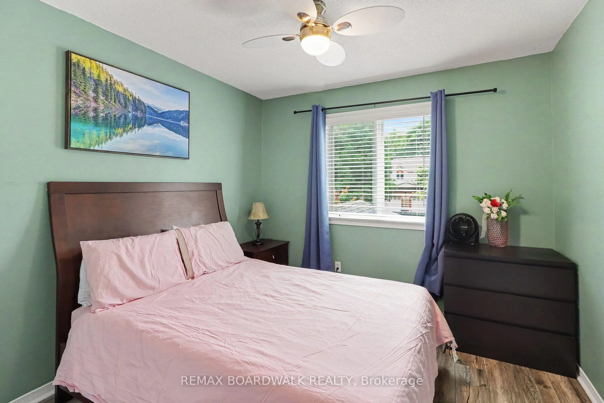 Photo 14 of 509 Lawler Crescent, Ottawa, Chatelaine Village — HOMEH