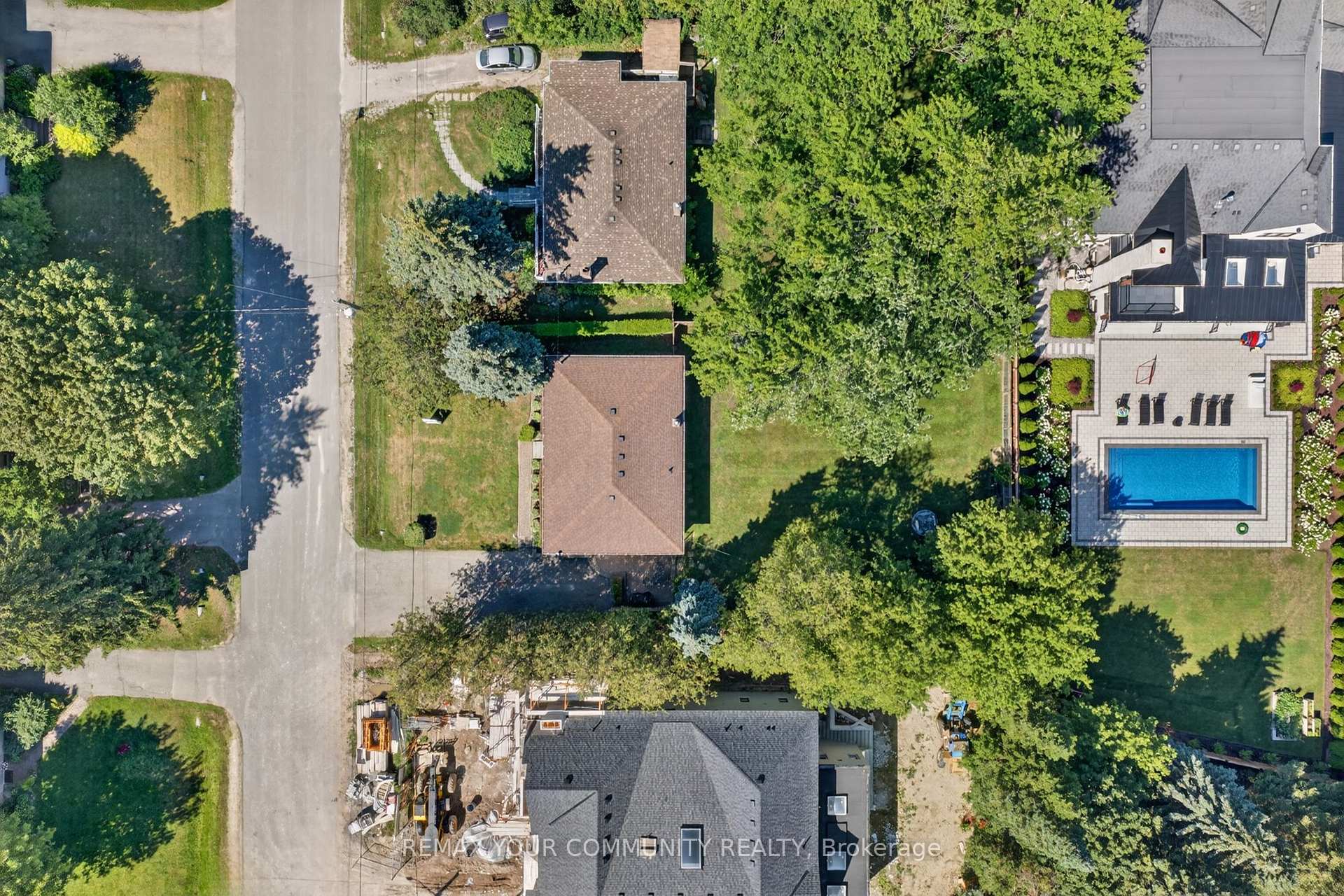 Photo 36 of 154 Hollingsworth Drive, King, King City — HOMEH
