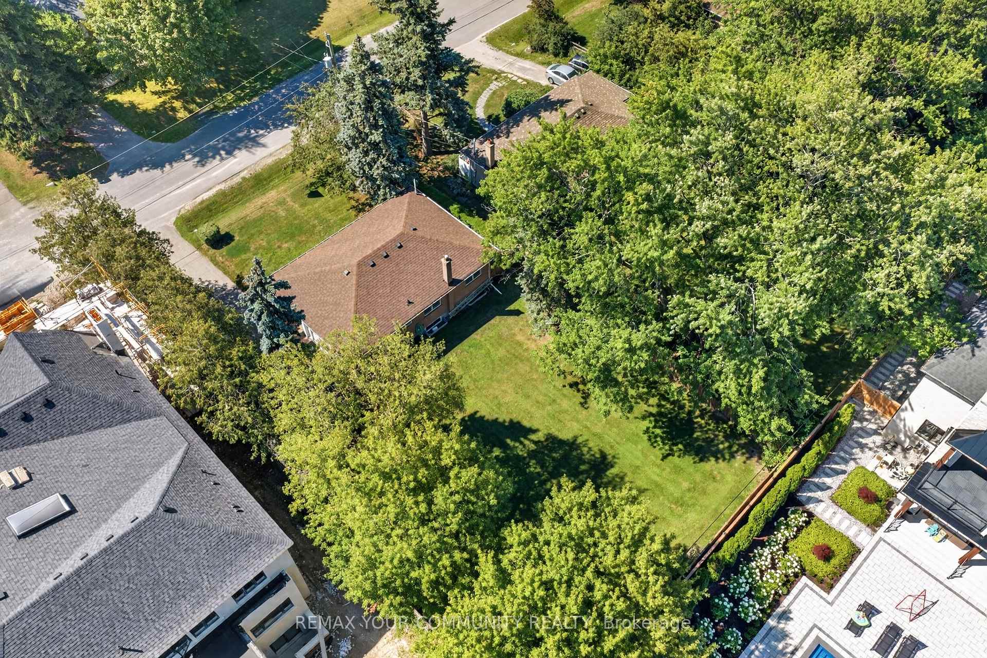 Photo 49 of 154 Hollingsworth Drive, King, King City — HOMEH