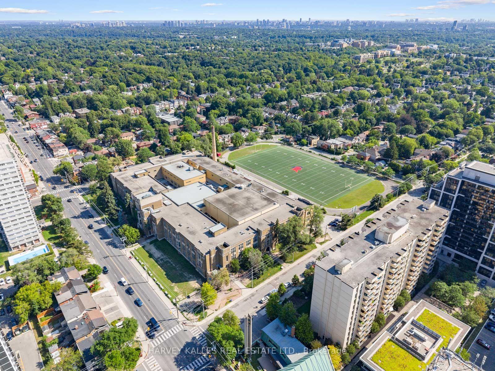 Photo 20 of Unit PH303, 212 Eglinton Avenue E, Toronto, Mount Pleasant West — HOMEH