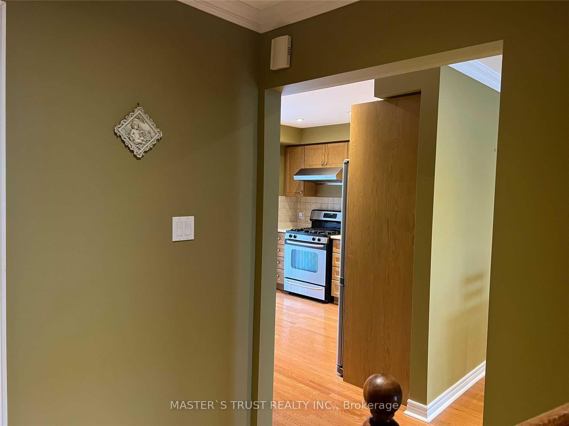 Photo 12 of 6 Dunkeld Way, Markham, Royal Orchard — HOMEH