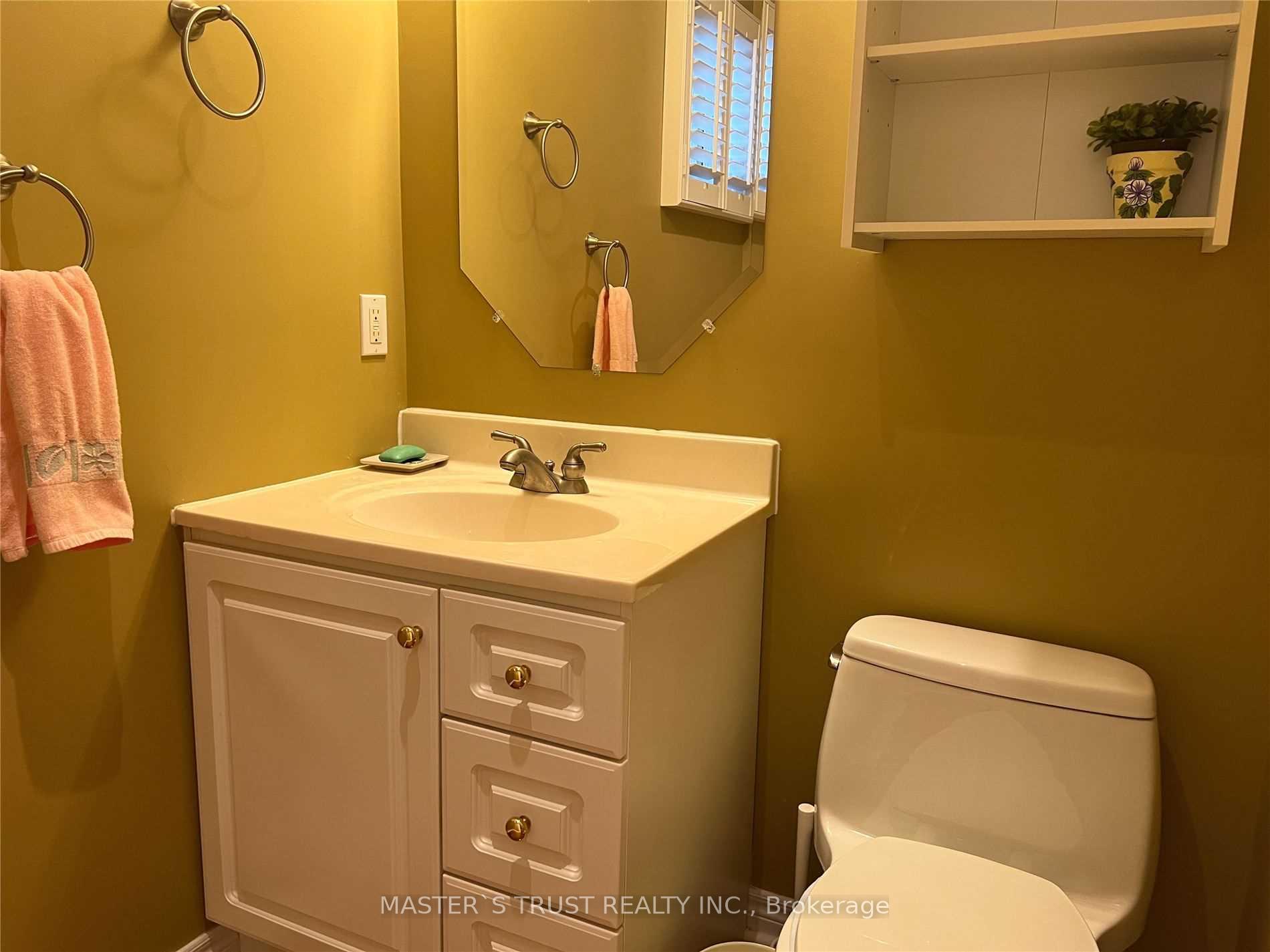 Photo 14 of 6 Dunkeld Way, Markham, Royal Orchard — HOMEH