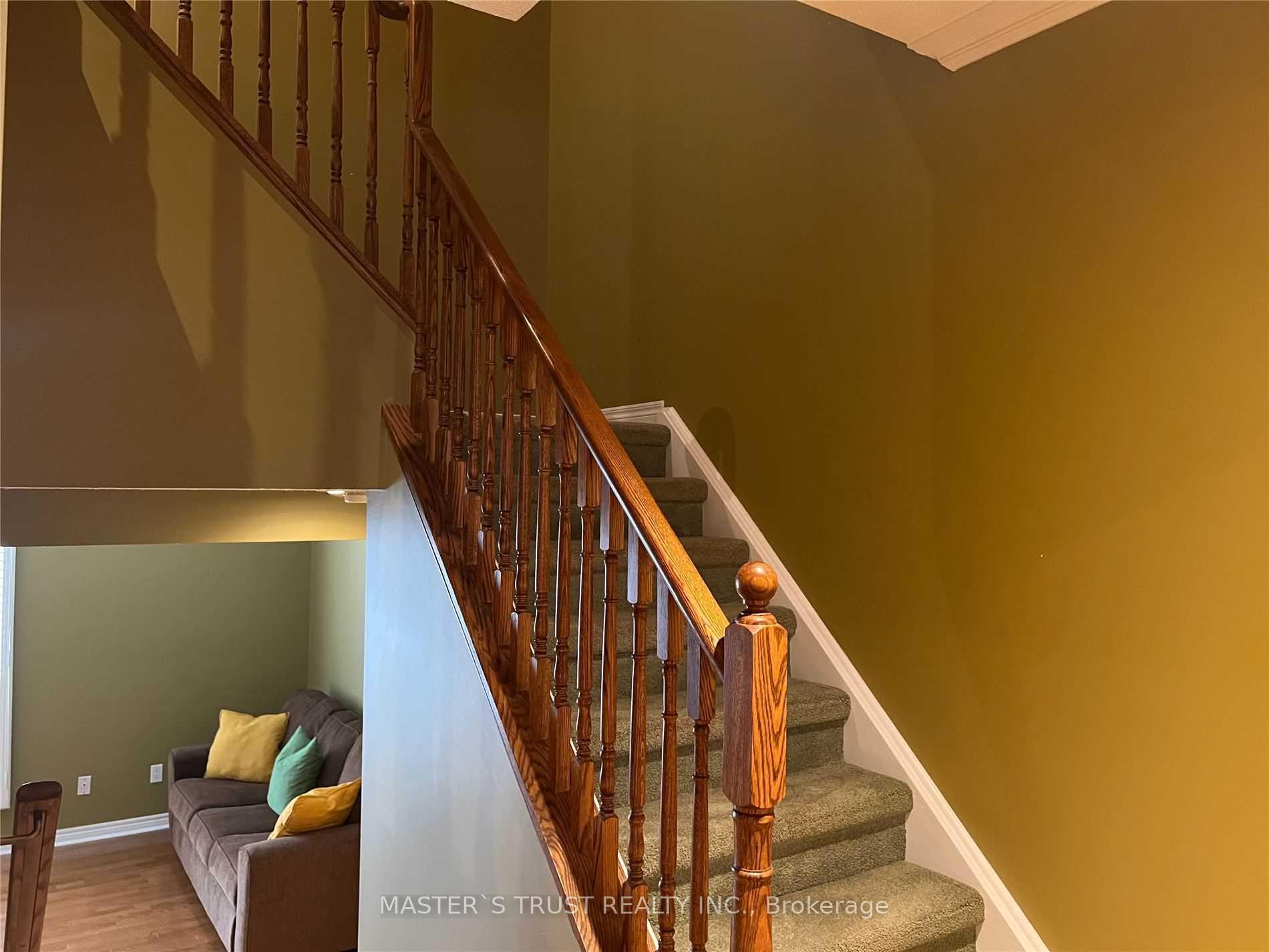 Photo 15 of 6 Dunkeld Way, Markham, Royal Orchard — HOMEH