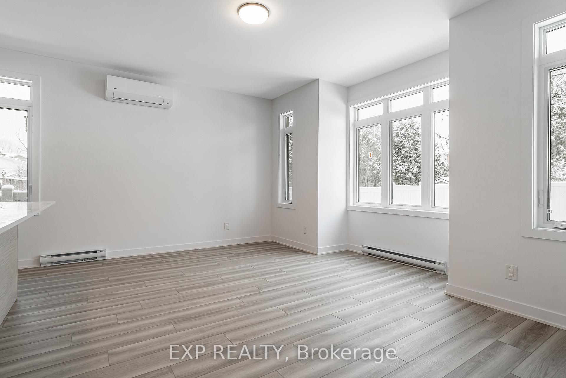 Photo 11 of Unit B, 1377 Louis Lane, Ottawa, Cyrville Rd./Industrial Park — HOMEH