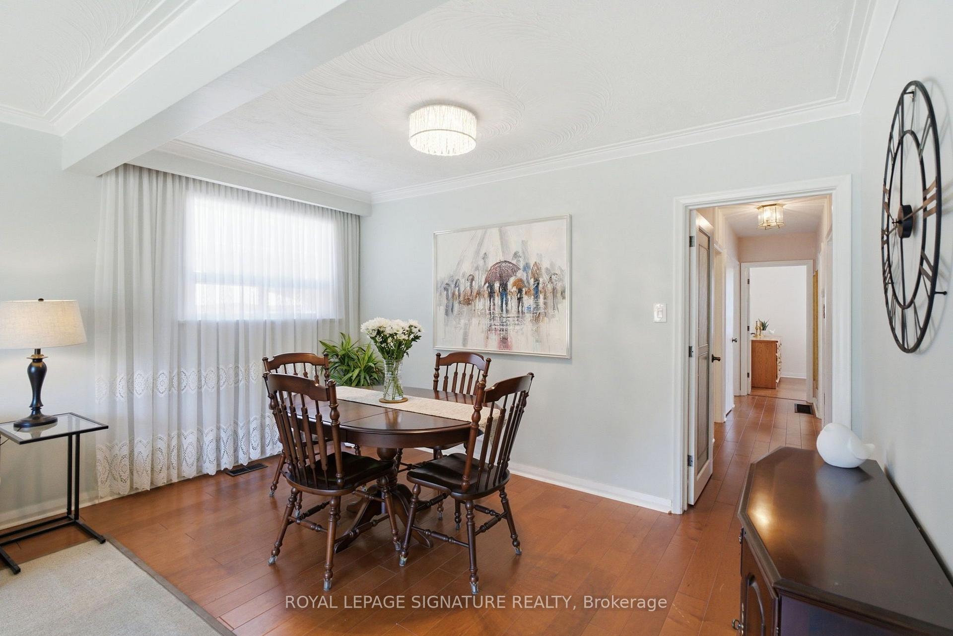 Photo 8 of 29 Chandler Drive, Scarborough, Woburn — HOMEH