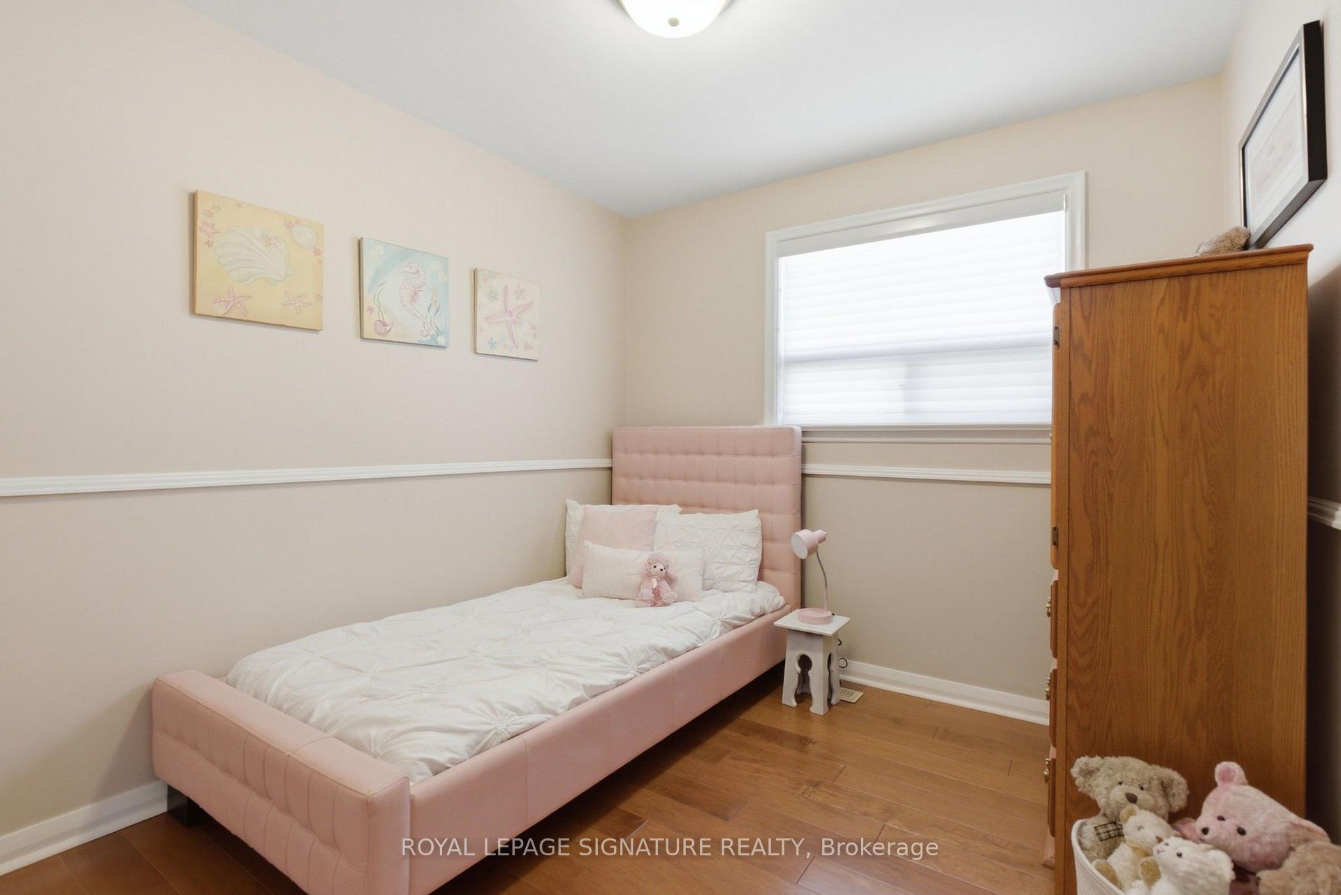 Photo 12 of 29 Chandler Drive, Scarborough, Woburn — HOMEH