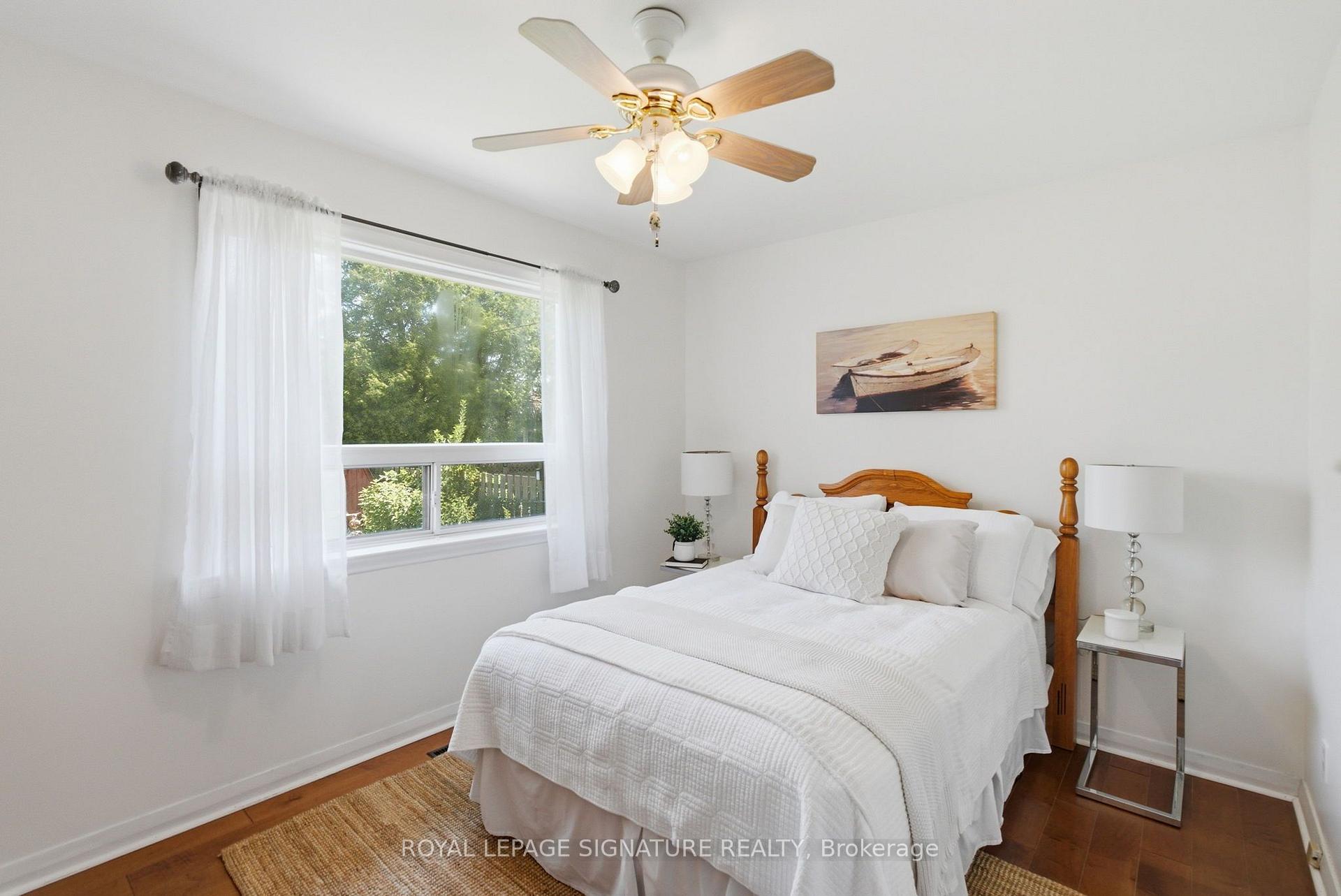 Photo 14 of 29 Chandler Drive, Scarborough, Woburn — HOMEH