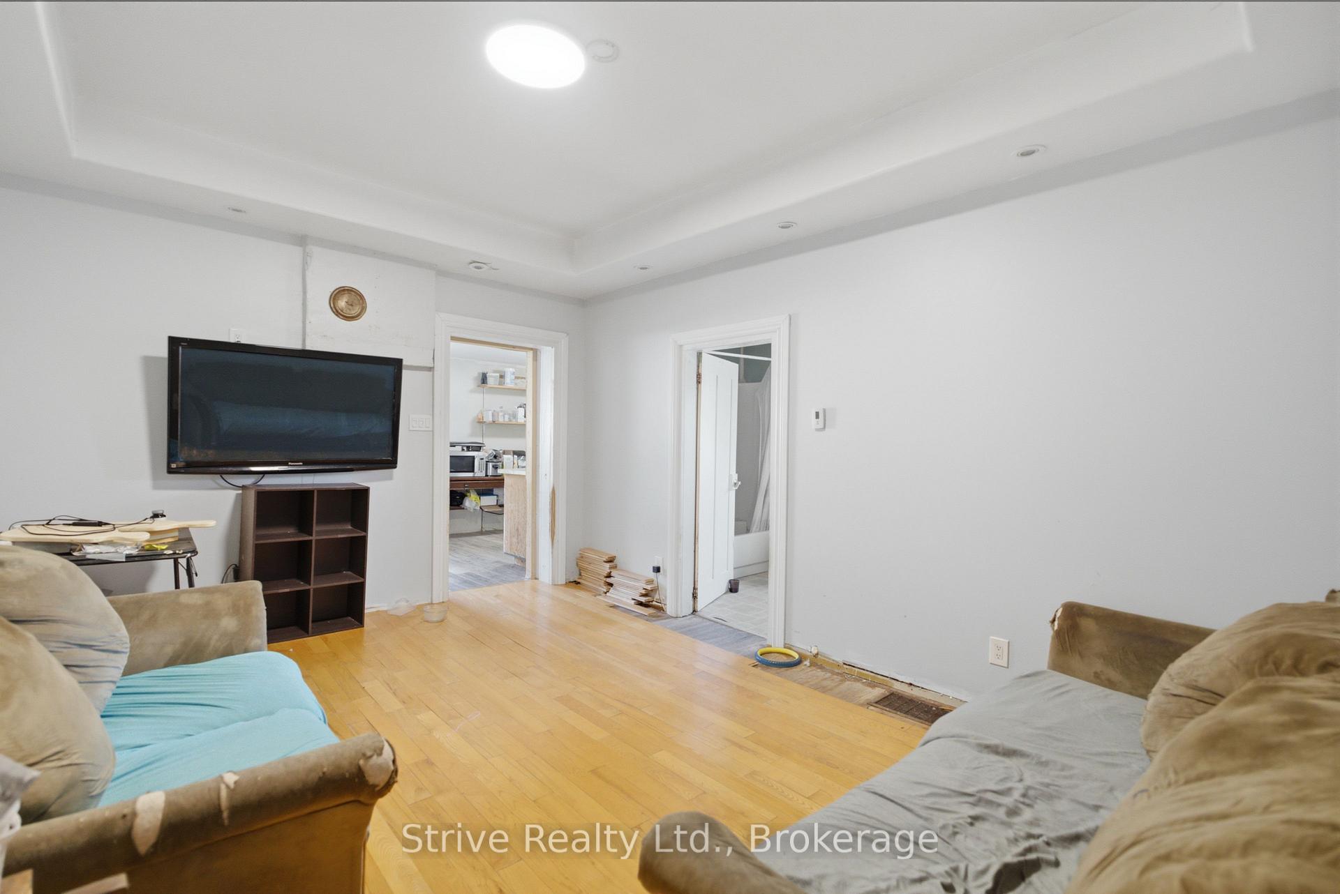 Photo 13 of 916 King George Street, Cavan Monaghan, Cavan Twp — HOMEH