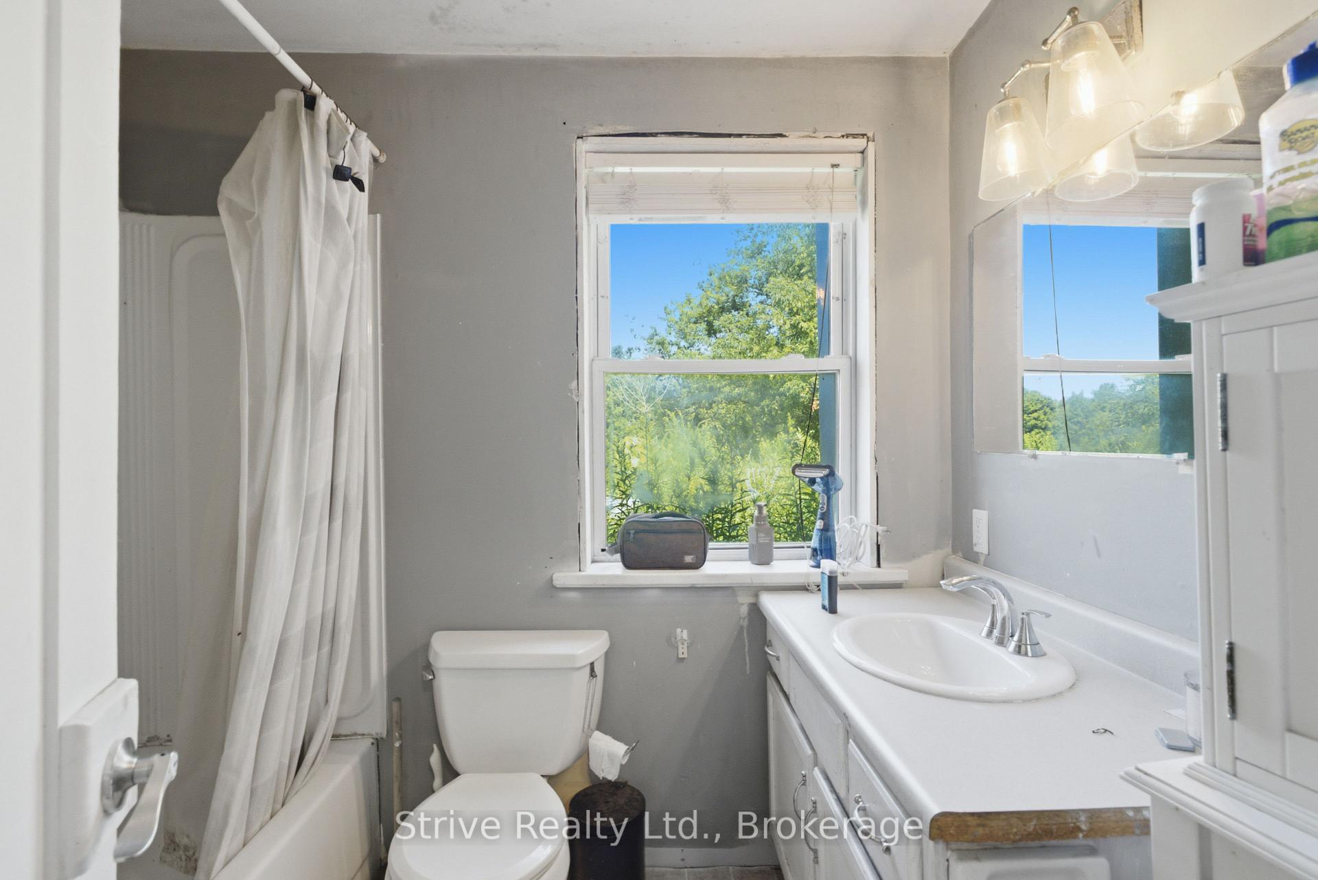 Photo 14 of 916 King George Street, Cavan Monaghan, Cavan Twp — HOMEH