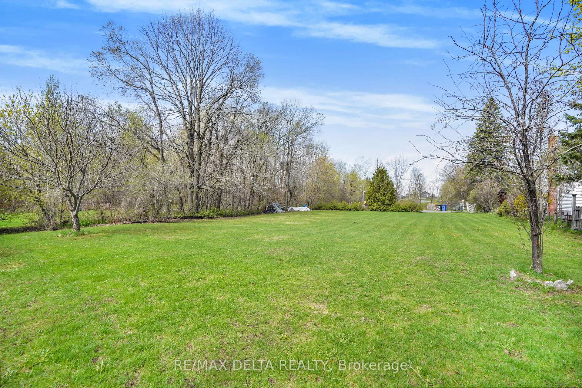 Photo 9 of 132 High Street, Champlain, Vankleek Hill — HOMEH