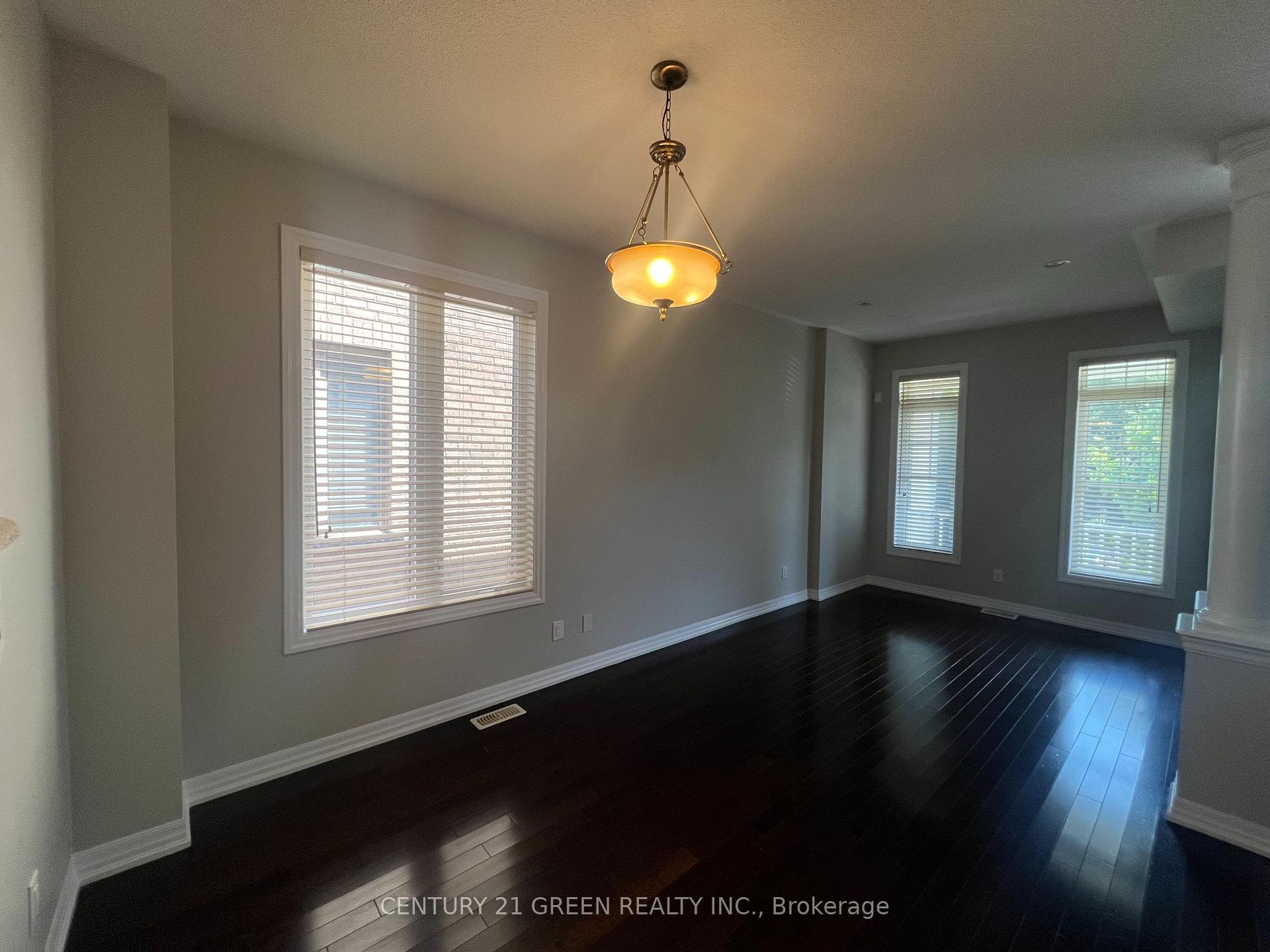 Photo 11 of 37 Aird Court, Milton, Scott — HOMEH