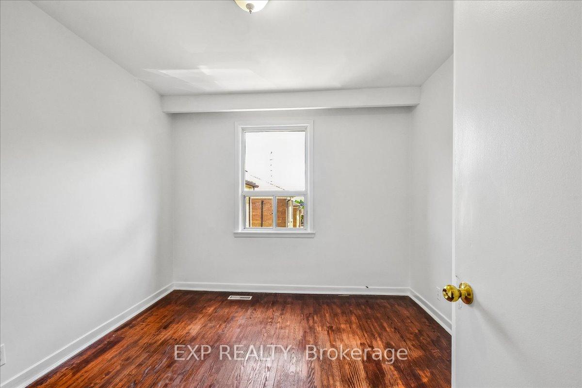 Photo 15 of 346 Westmount Avenue, Toronto, Oakwood Village — HOMEH