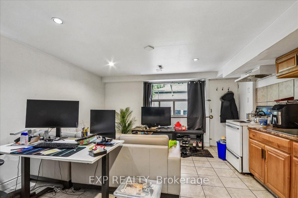 Photo 22 of 346 Westmount Avenue, Toronto, Oakwood Village — HOMEH