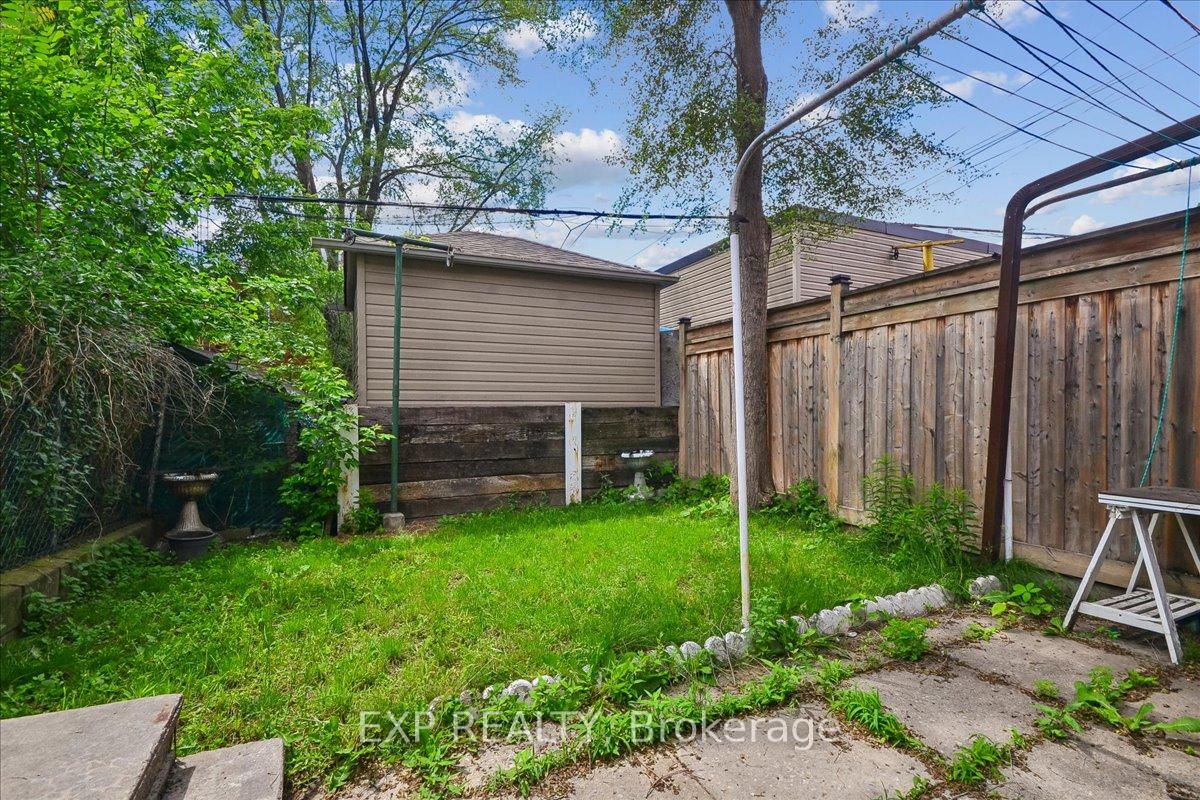 Photo 25 of 346 Westmount Avenue, Toronto, Oakwood Village — HOMEH