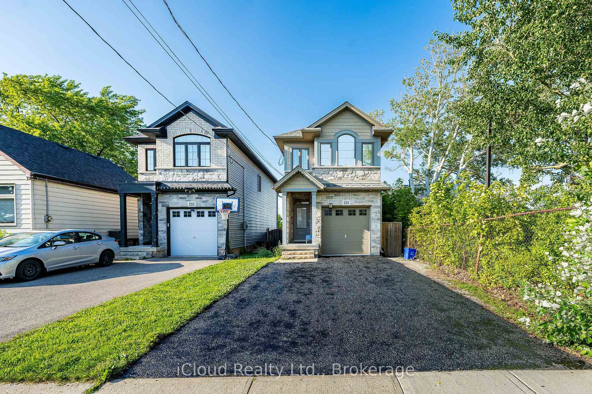 Photo 4 of 235 Mead Avenue, Hamilton, Parkview — HOMEH