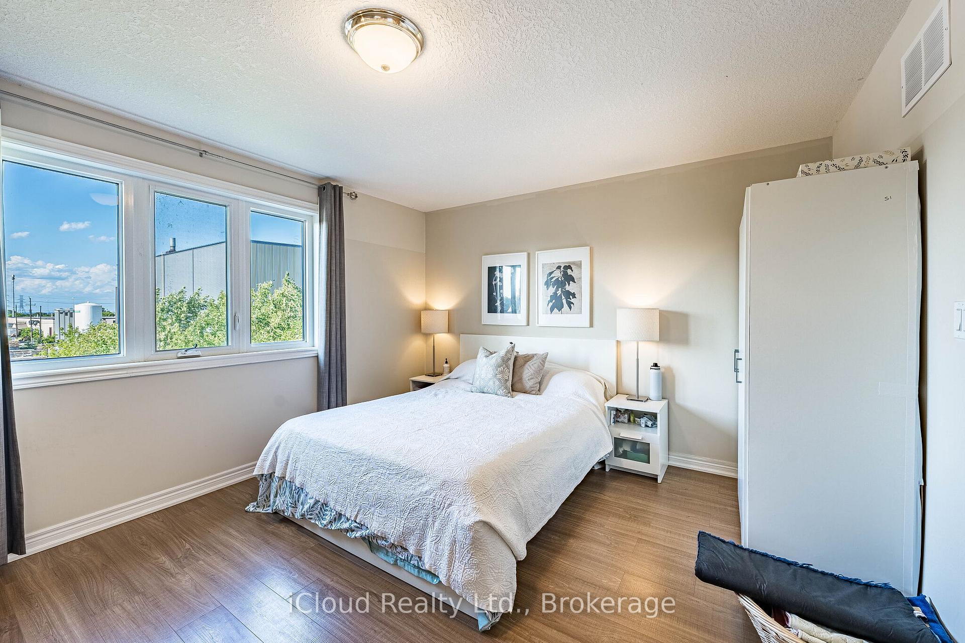Photo 30 of 235 Mead Avenue, Hamilton, Parkview — HOMEH