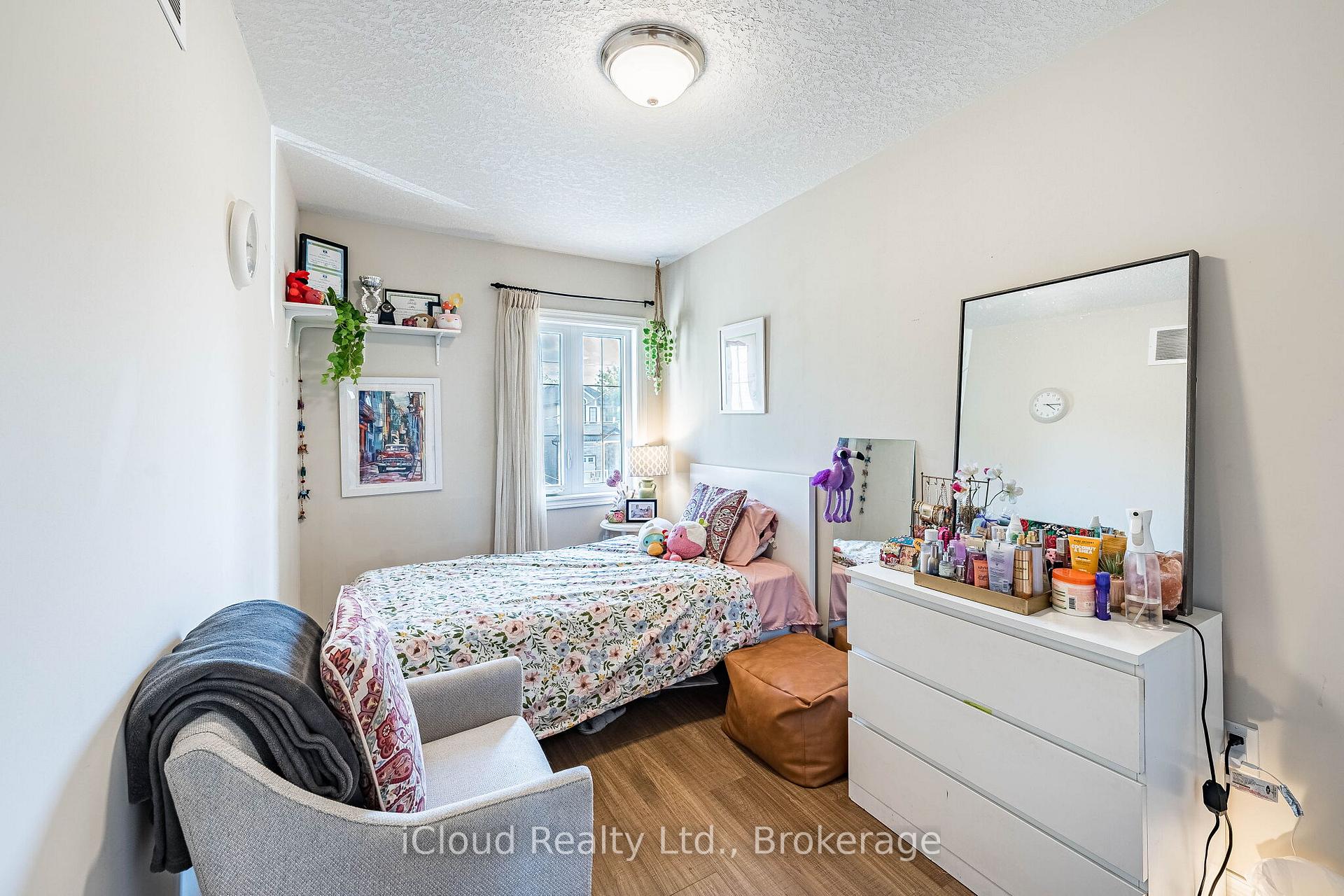 Photo 40 of 235 Mead Avenue, Hamilton, Parkview — HOMEH