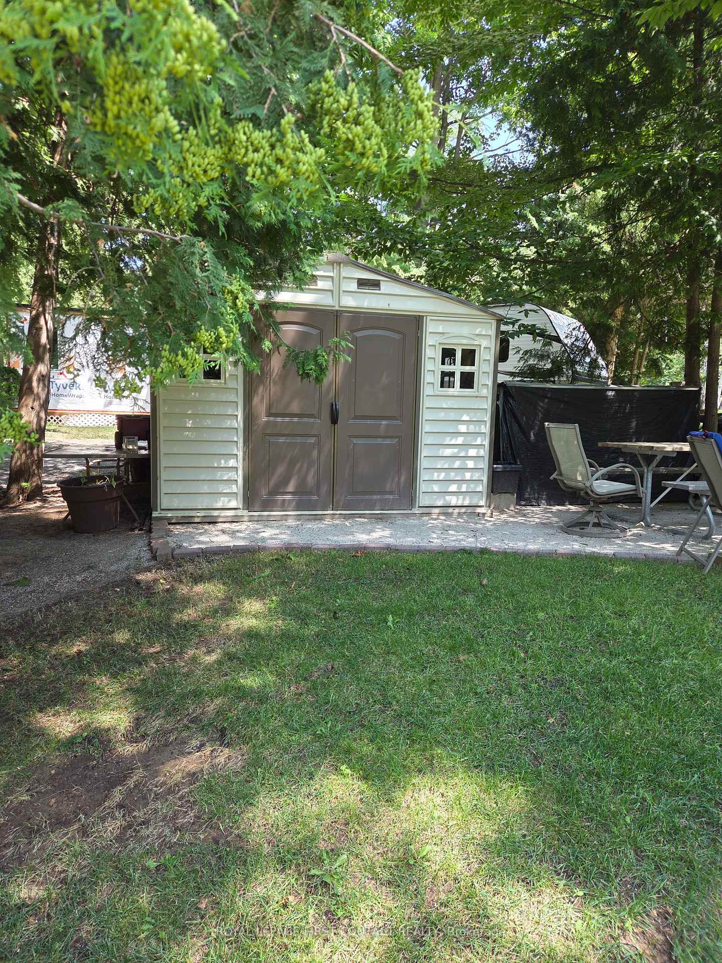 Photo 10 of Unit Site# 409, 2894 Hogback Road, Clearview, Rural Clearview — HOMEH