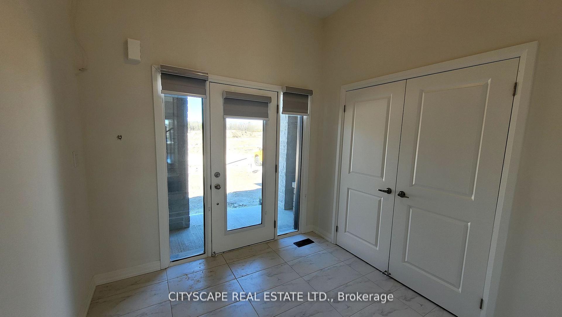 Photo 2 of 206 Rosanne Circle, Wasaga Beach — HOMEH