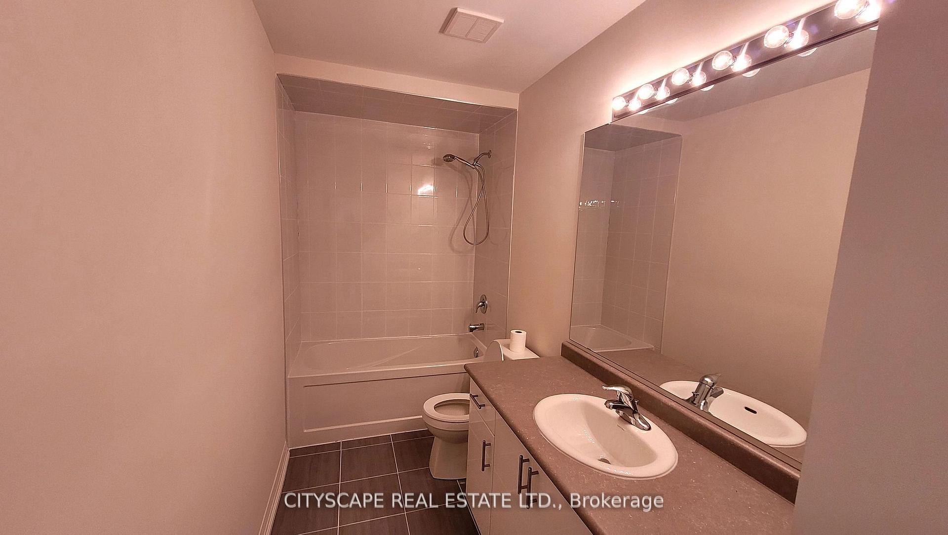 Photo 21 of 206 Rosanne Circle, Wasaga Beach — HOMEH