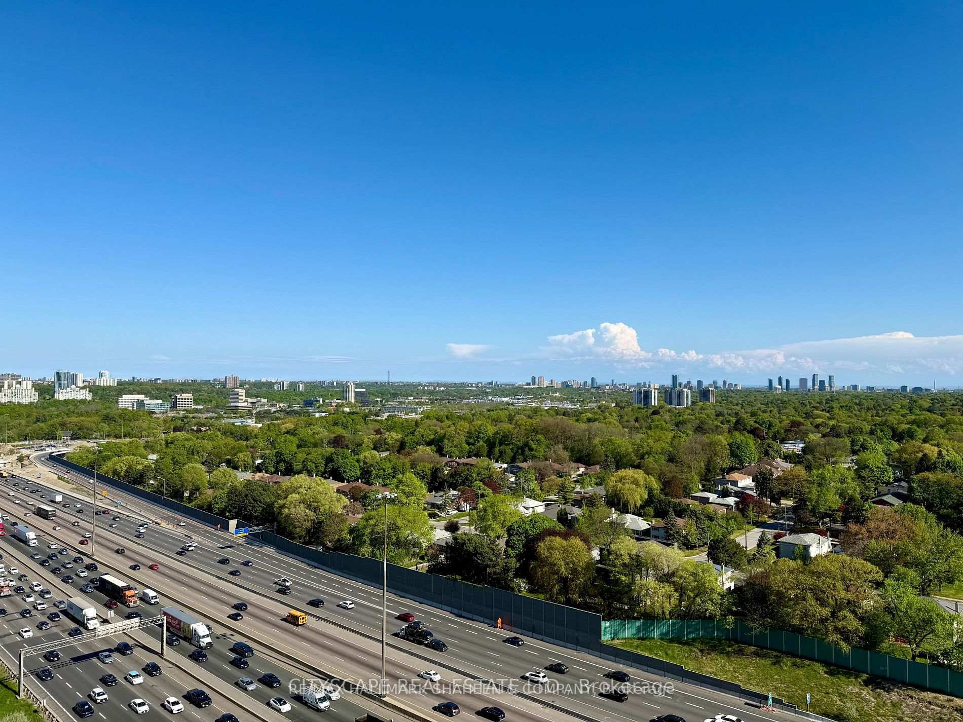Photo 10 of Unit 13, 85 McMahon Drive, North York, Bayview Village — HOMEH