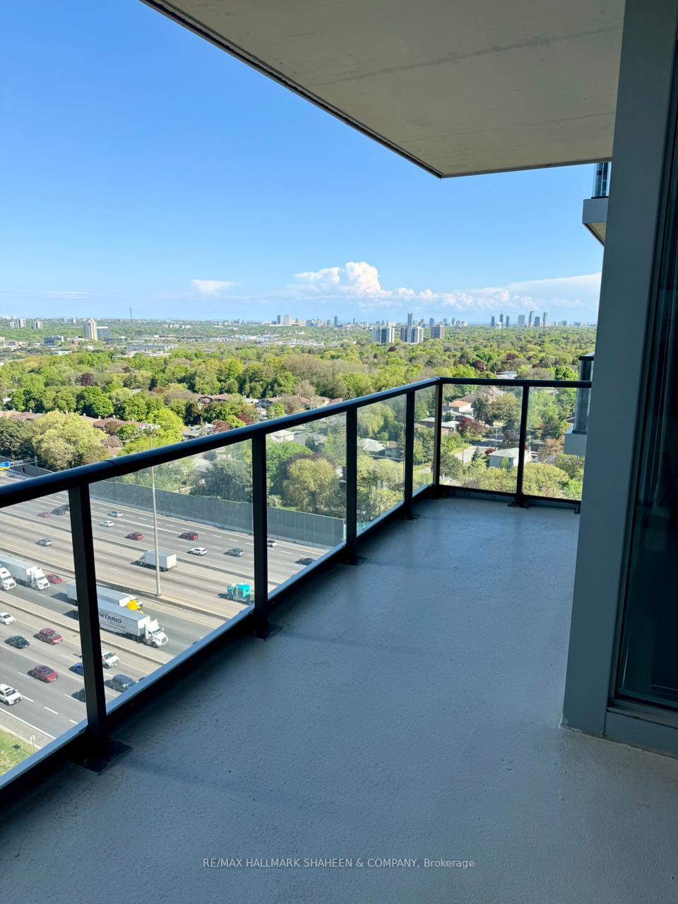 Photo 13 of Unit 13, 85 McMahon Drive, North York, Bayview Village — HOMEH