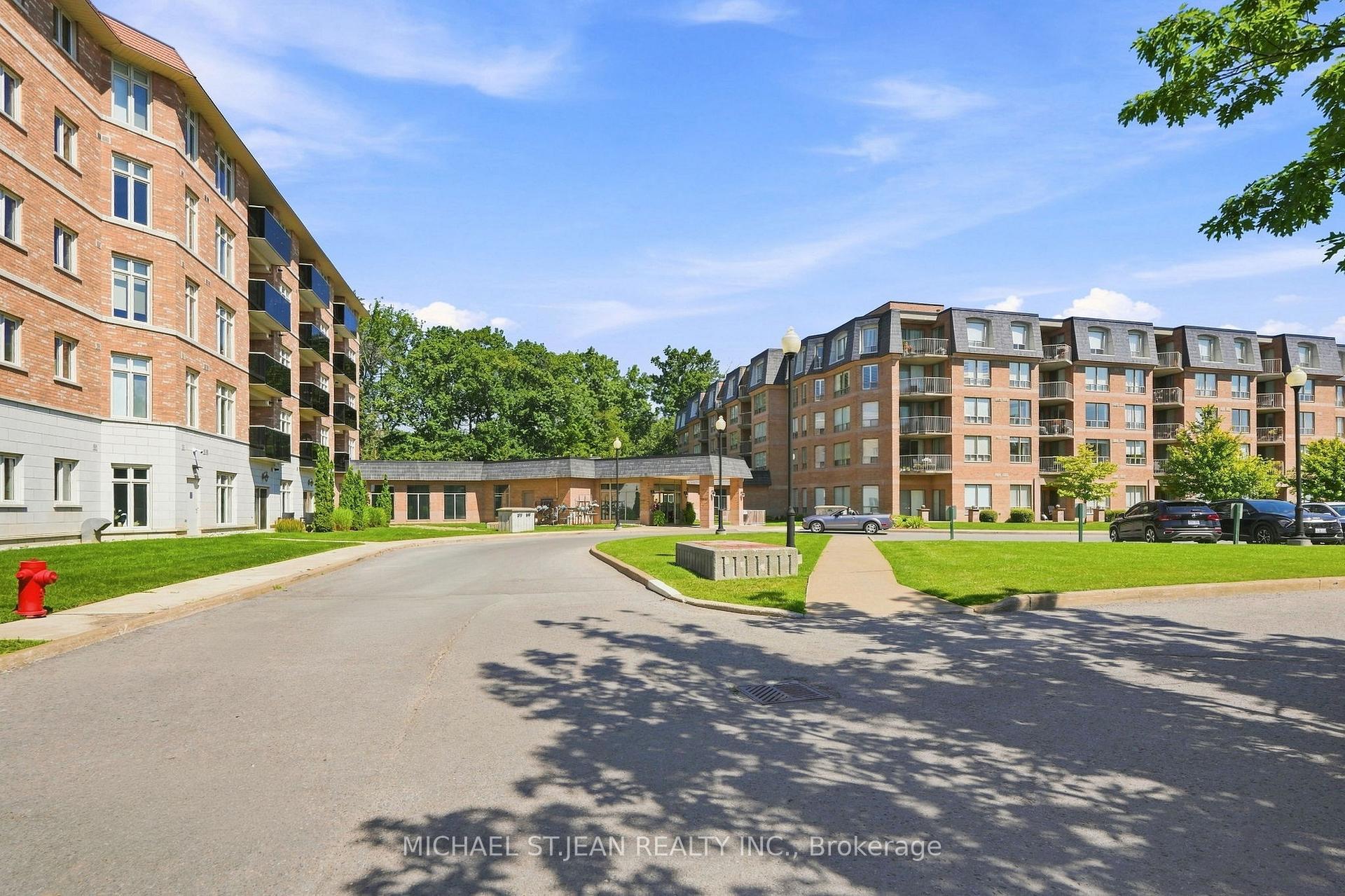 Photo 3 of Unit 521, 8111 Forest Glen Drive, Niagara Falls, Mt. Carmel — HOMEH