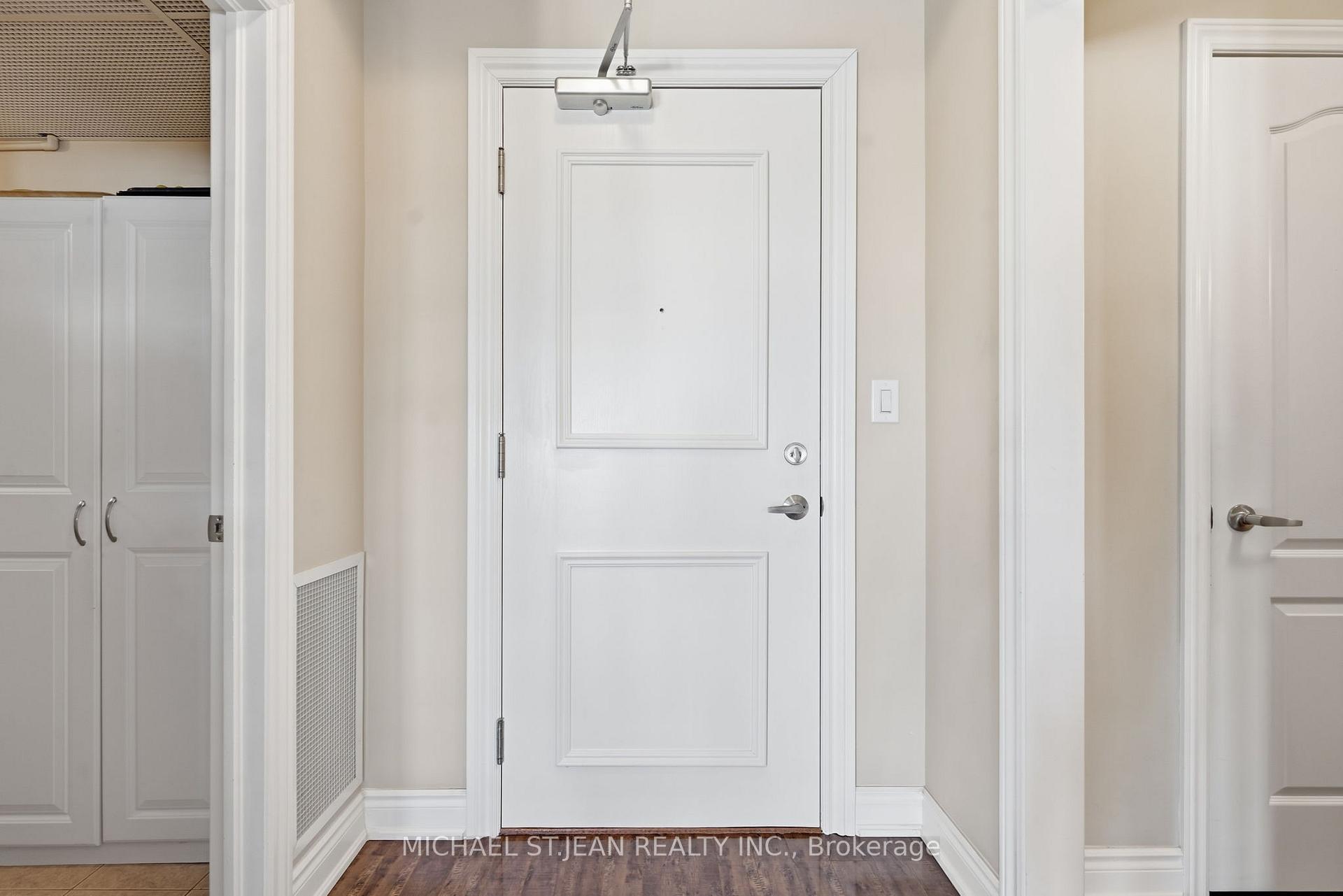 Photo 5 of Unit 521, 8111 Forest Glen Drive, Niagara Falls, Mt. Carmel — HOMEH